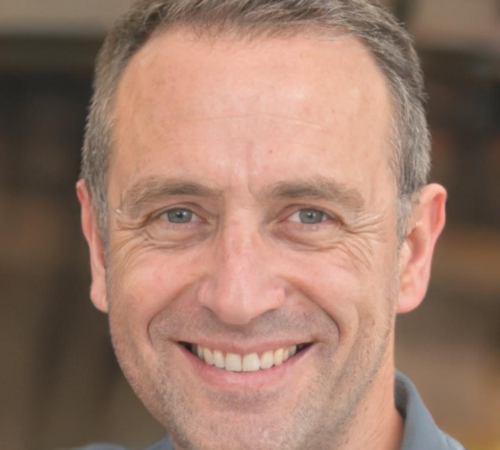 Dr. Carlos Mendoza